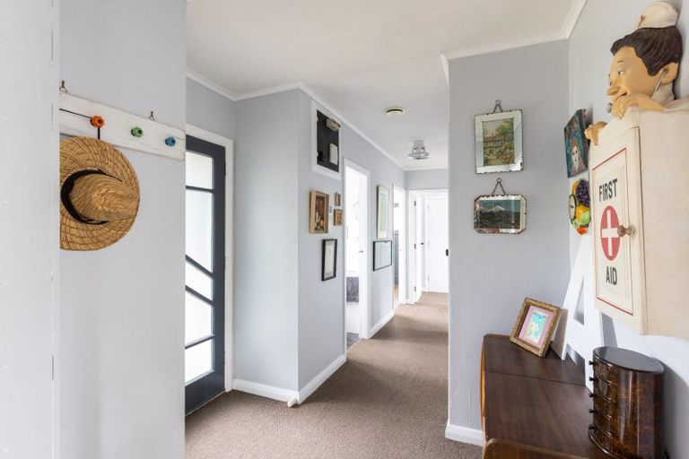 Photo of property in 5 Camden Street, Vogeltown, New Plymouth, 4310