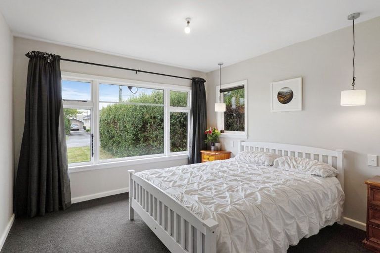 Photo of property in 59 Charlcott Street, Burnside, Christchurch, 8053