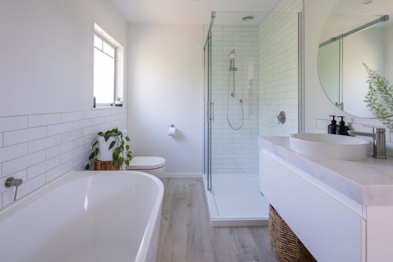 Photo of property in 55a Williams Street, Cambridge, 3434