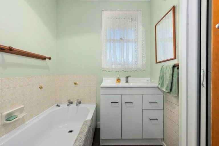 Photo of property in 20 Mcleod Street, Elderslea, Upper Hutt, 5018