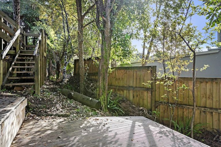 Photo of property in 40h Konini Road, Titirangi, Auckland, 0604