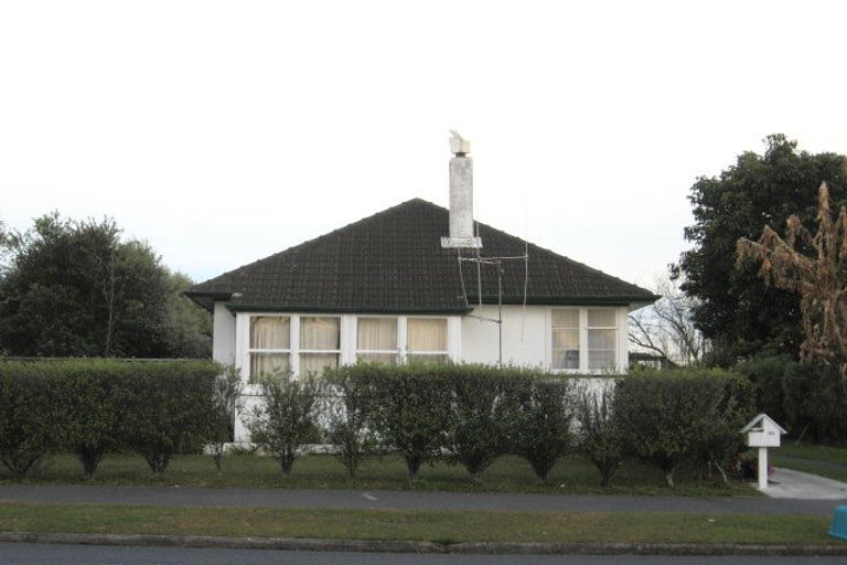 Photo of property in 30 Holland Road, Fairfield, Hamilton, 3214