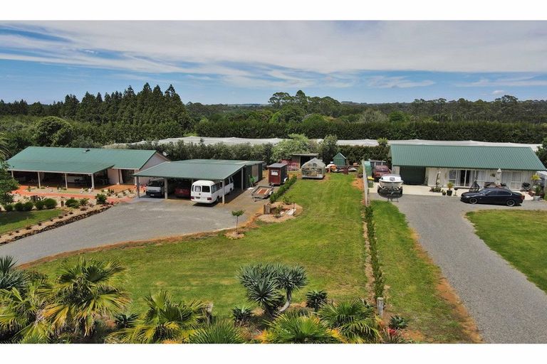 Photo of property in 73 Keri Downs Road, Kerikeri, 0294