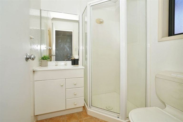 Photo of property in 17 Pointon Glade, Grandview Heights, Hamilton, 3200