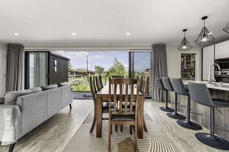 Photo of property in 2 Inuwai Street, Glenview, Hamilton, 3206