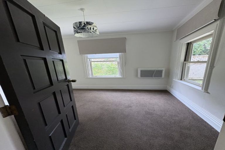 Photo of property in 31 Moir Street, Mount Victoria, Wellington, 6011