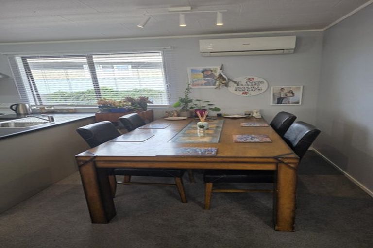 Photo of property in 32a Silvan Place, Bell Block, New Plymouth, 4312