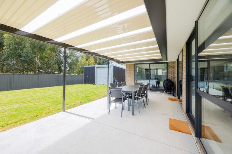 Photo of property in 2 Bibby Street, Waipawa, 4210