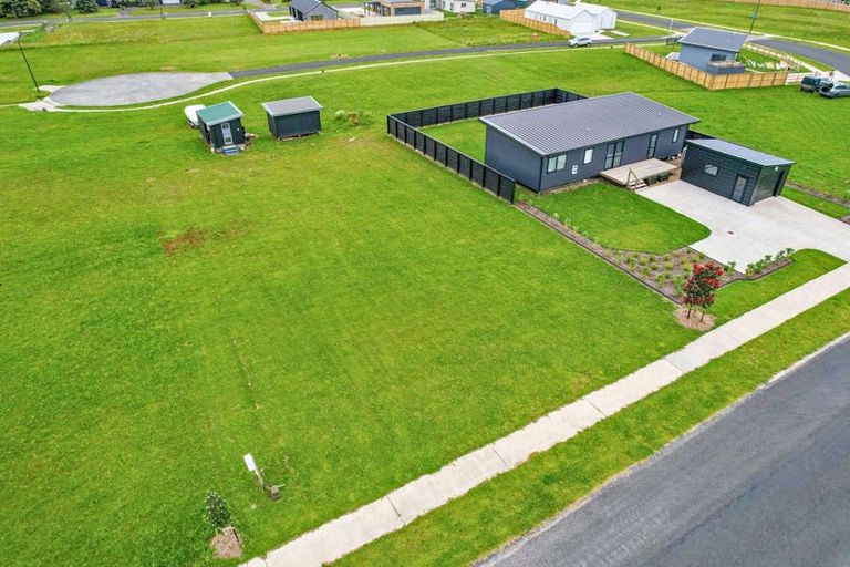 Photo of property in 12 Motutere Drive, Matarangi, 3592