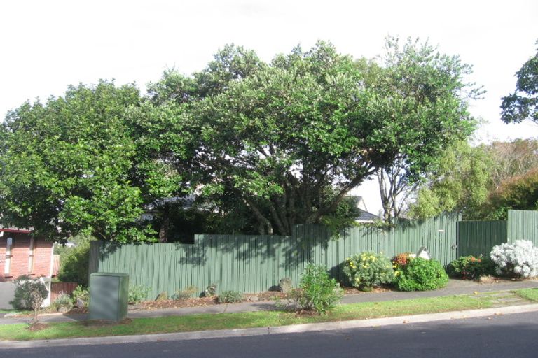 Photo of property in 35 Porritt Avenue, Chatswood, Auckland, 0626