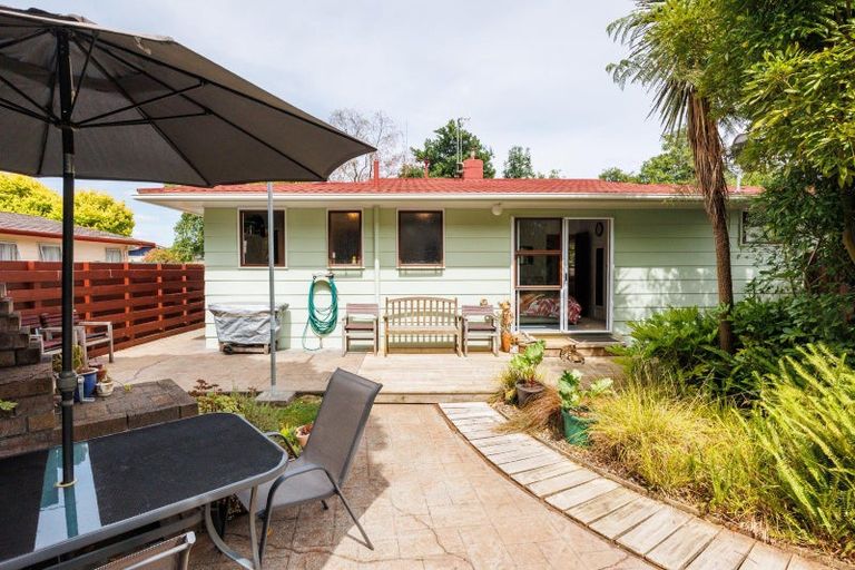 Photo of property in 26 Stillwater Place, Westbrook, Palmerston North, 4412