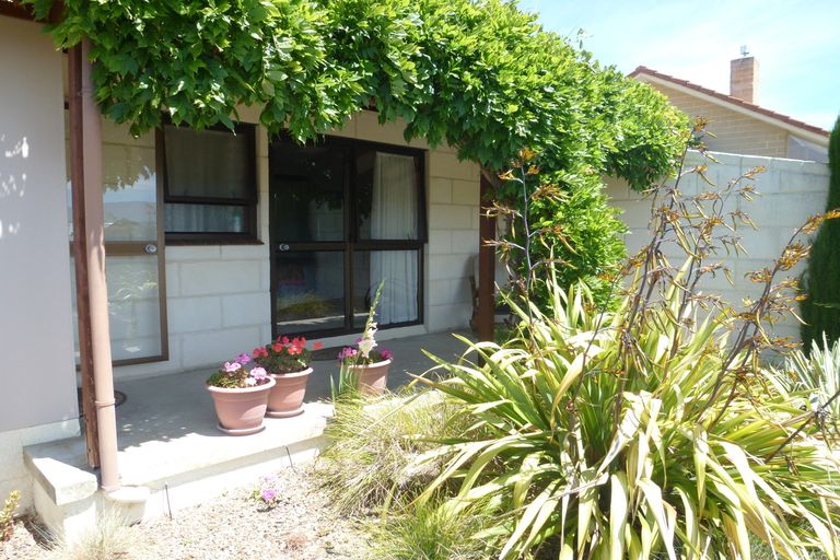 Photo of property in 11 Hart Place, Bridge Hill, Alexandra, 9320