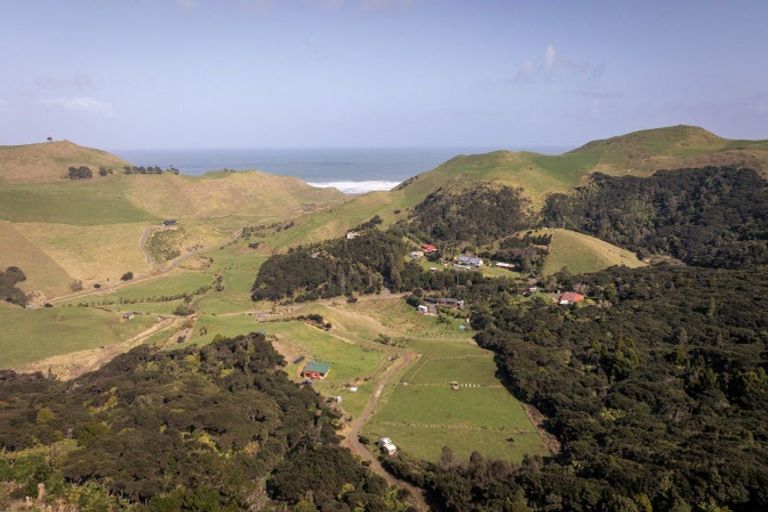 Photo of property in 1809 Whaanga Road, Raglan, 3296
