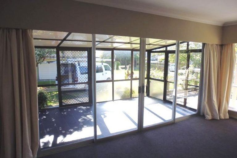 Photo of property in 55 Ngaio Road, Waikanae, 5036