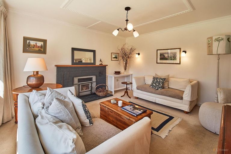 Photo of property in 57 Main North Road, Geraldine, 7930