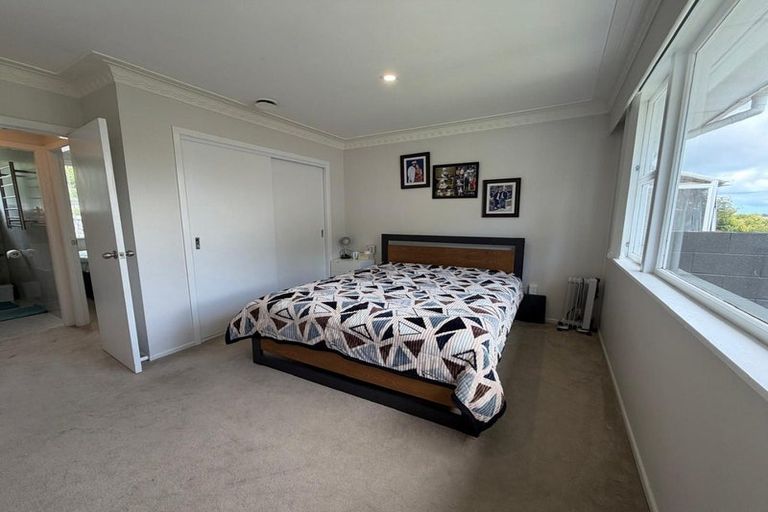 Photo of property in 3/142a Great South Road, Manurewa, Auckland, 2102