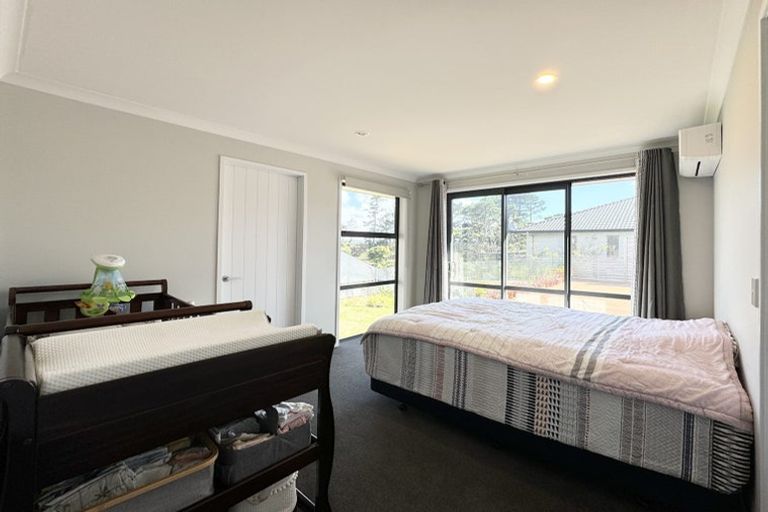 Photo of property in 81 Manuel Road, Silverdale, 0932