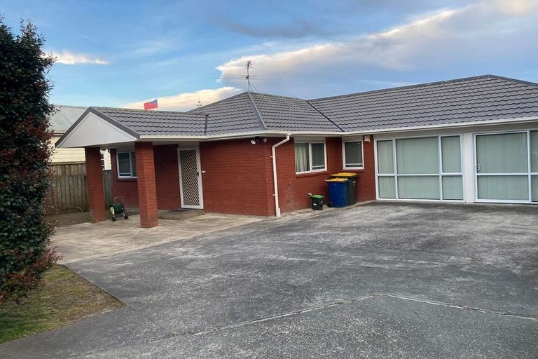 Photo of property in 55a Archibald Road, Kelston, Auckland, 0602