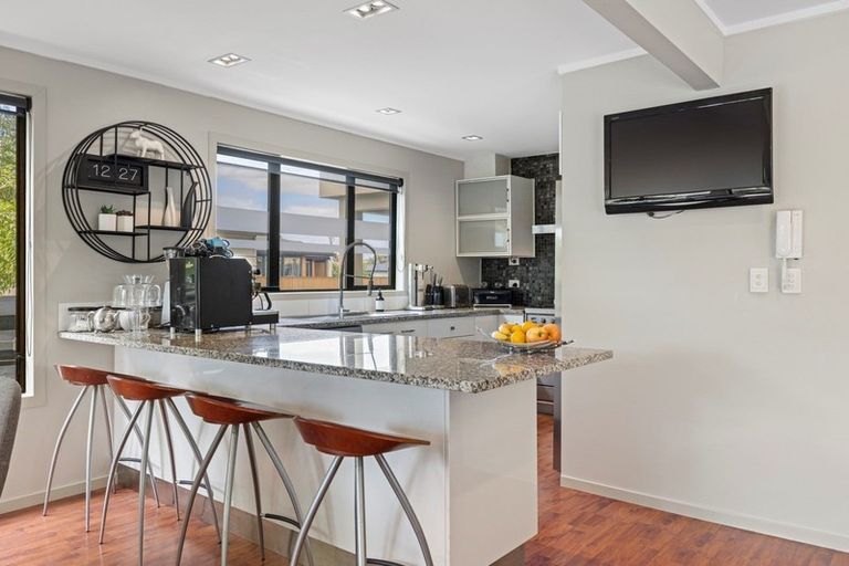 Photo of property in 91 Muricata Avenue, Mount Maunganui, 3116