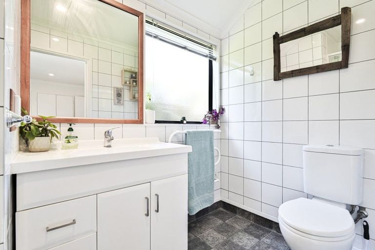 Photo of property in 4 Symons Street, Parkvale, Hastings, 4122