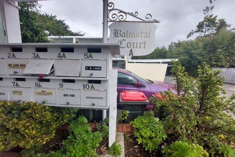 Photo of property in Balmoral Court, 1/130a Balmoral Road, Mount Eden, Auckland, 1024