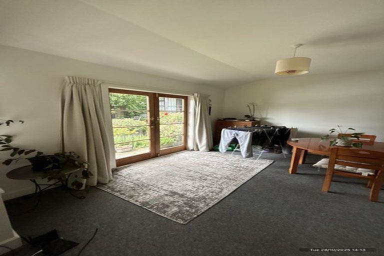 Photo of property in 2 Ocean View Terrace, Sumner, Christchurch, 8081