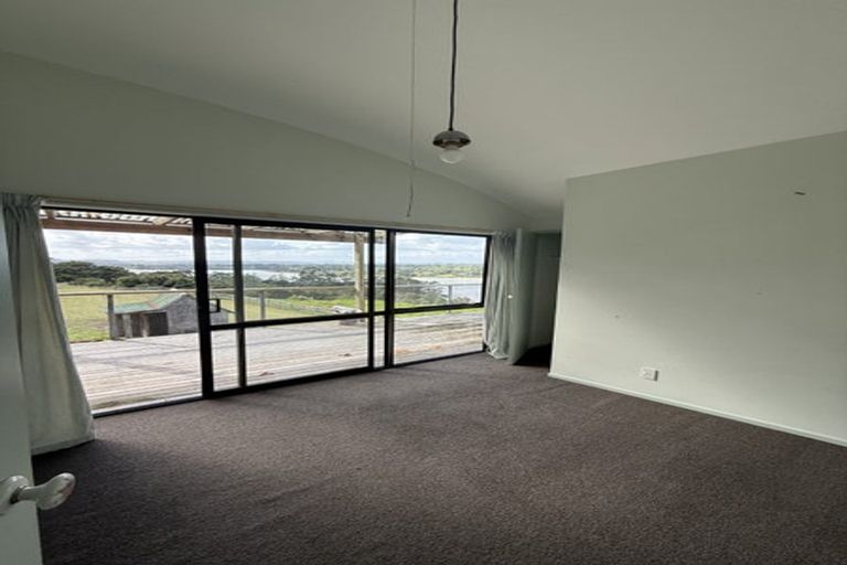 Photo of property in 23 James Paige Lane, Riverhead, Albany, 0793