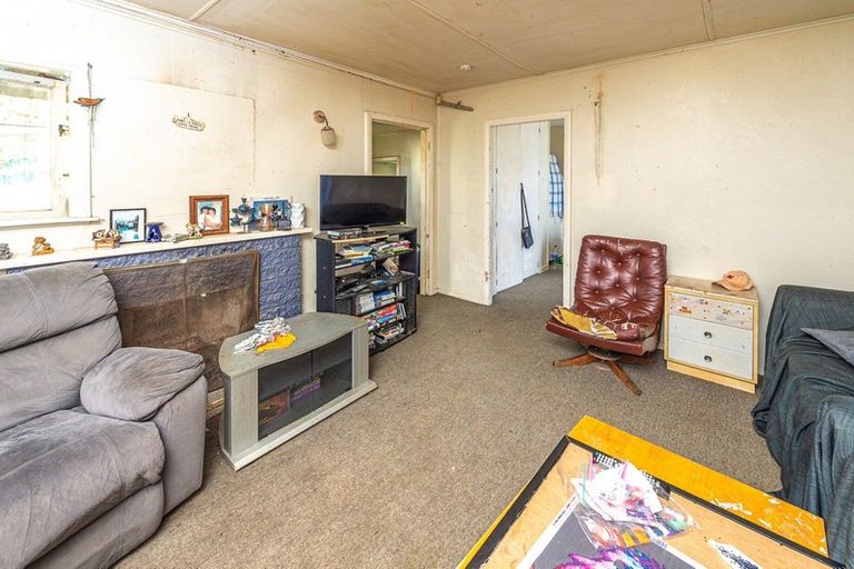 Photo of property in 3 Murch Place, Tawhero, Whanganui, 4500