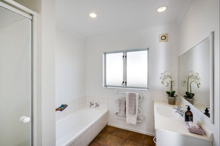 Photo of property in 6 Arcadia Lane, Havelock North, 4130