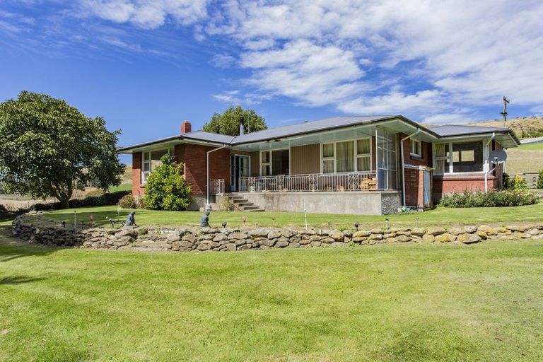 Photo of property in 677 Omihi Road, Waipara, Amberley, 7483