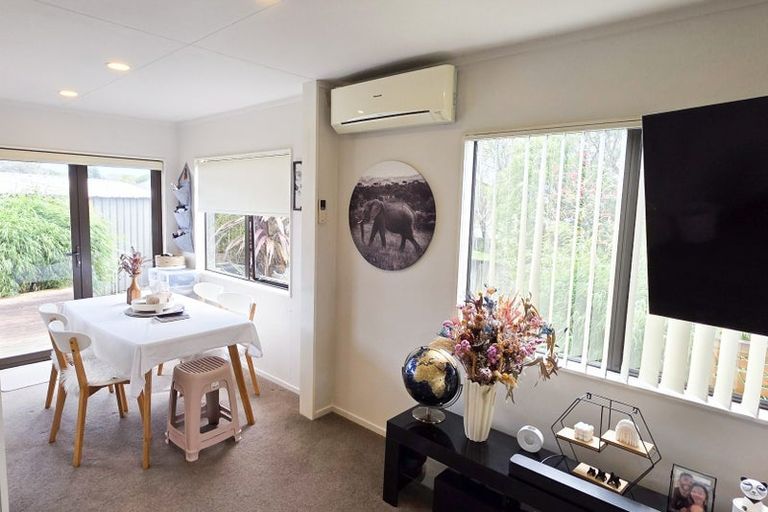 Photo of property in 14 Campbell Avenue, Paraparaumu, 5032