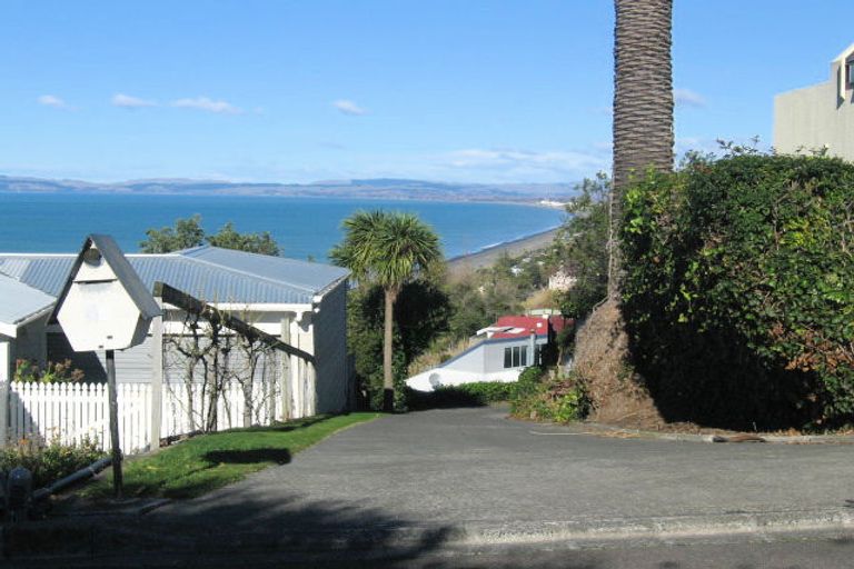 Photo of property in 6a Elizabeth Road, Bluff Hill, Napier, 4110