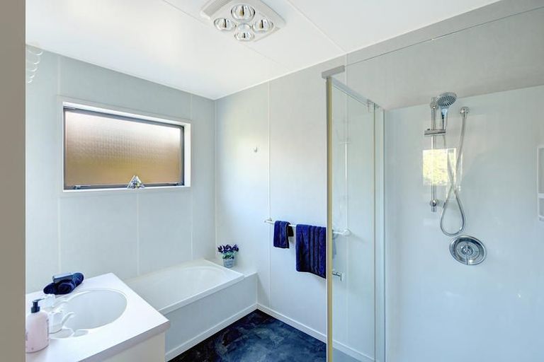 Photo of property in 1359 Taieri Mouth Road, Taieri Mouth, Brighton, 9091