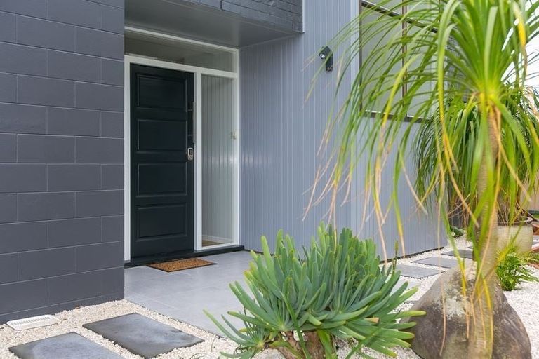 Photo of property in 22 Culzean Grove, Bell Block, New Plymouth, 4312