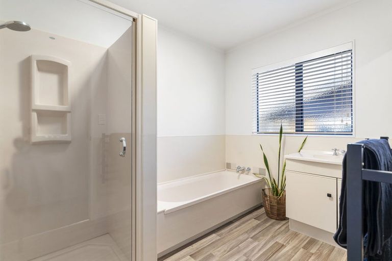 Photo of property in 11 Leicester Parade, Somerville, Auckland, 2014