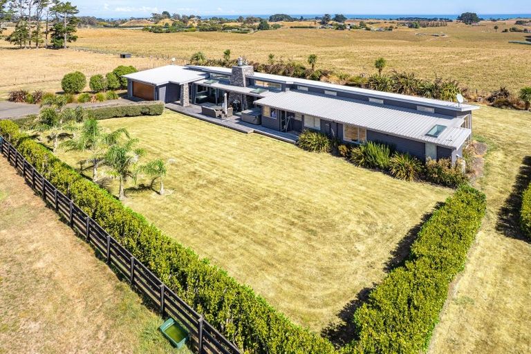 Photo of property in 106b Watt Livingstone Road, Westmere, Whanganui, 4574