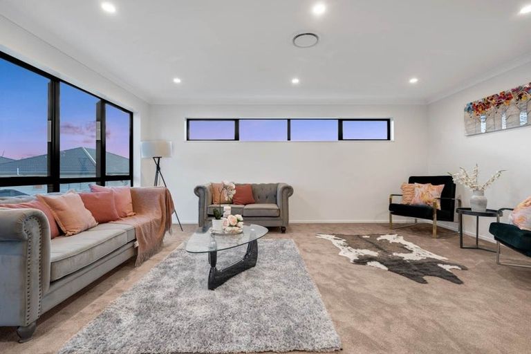 Photo of property in 14 Urney Drive, Flat Bush, Auckland, 2019