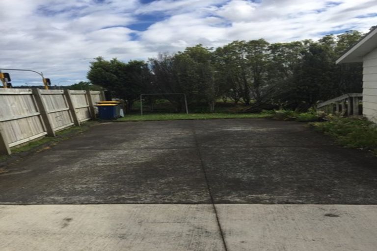 Photo of property in 321 Albany Highway, Rosedale, Auckland, 0632