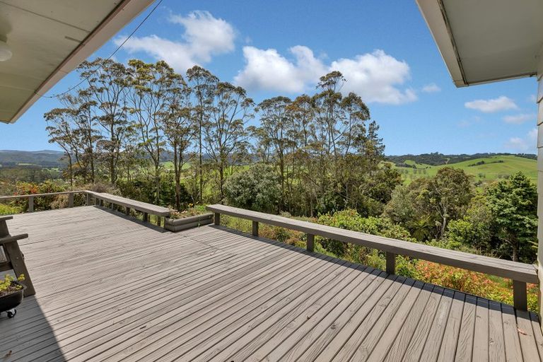 Photo of property in 2 Byles Road, Opuawhanga, Hikurangi, 0181