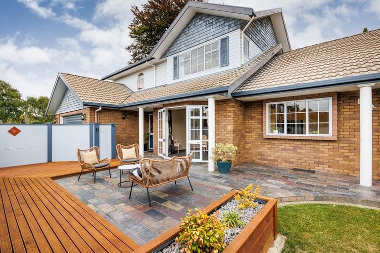 Photo of property in 1 Ranara Court, West End, Palmerston North, 4410