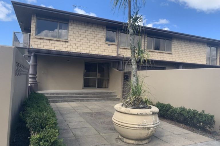Photo of property in 631 Redoubt Road, Flat Bush, Auckland, 2019