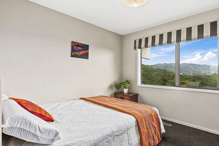 Photo of property in 92 Downing Street, Crofton Downs, Wellington, 6035