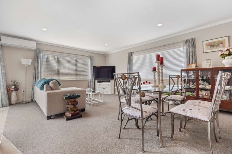 Photo of property in 64 Martyn Street, Waiuku, 2123