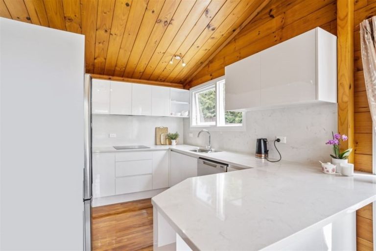 Photo of property in 37 Juliet Avenue, Howick, Auckland, 2014