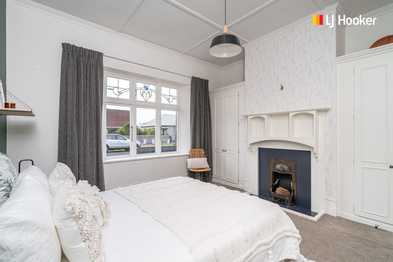 Photo of property in 65 Hargest Crescent, Saint Kilda, Dunedin, 9012