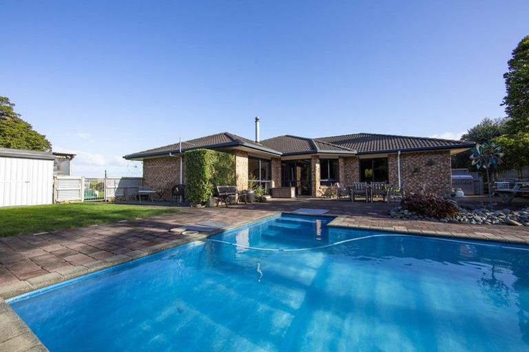 Photo of property in 758 Kaiwaka-mangawhai Road, Hakaru, Wellsford, 0975
