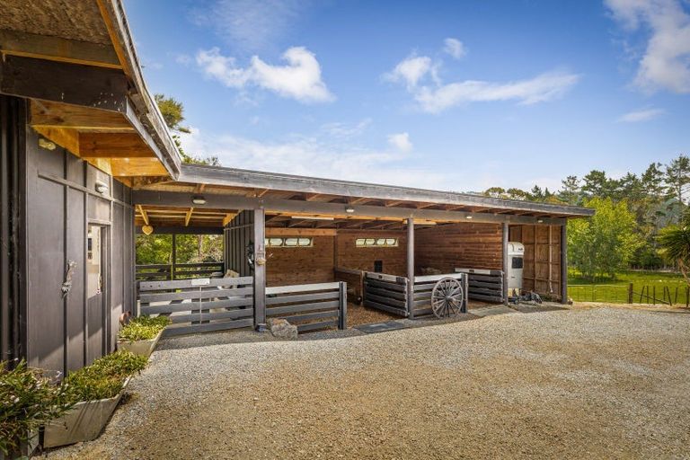 Photo of property in 229 Taylor Road, Waimauku, 0882