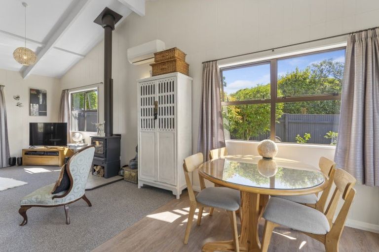 Photo of property in 33 Babbacombe Avenue, Otaki Beach, Otaki, 5512