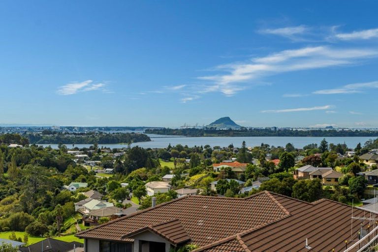 Photo of property in 48 Estuary View Road, Welcome Bay, Tauranga, 3112