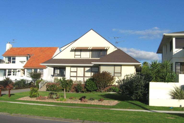 Photo of property in 26a Takutai Avenue, Bucklands Beach, Auckland, 2012